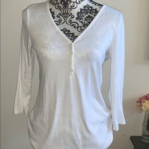 white 3/4 sleeves henley shirt!